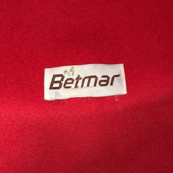 Betmar Retro Vintage 1920s Wool Vibrant Red Ladies Bow Feather & Pin Hat main image 14